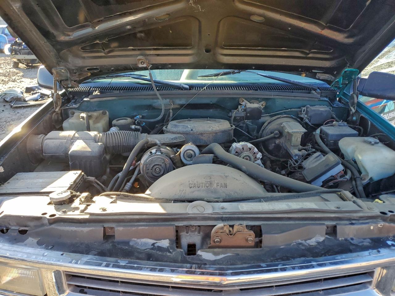 1995 CHEVROLET GMT-400 C2500 photo 11