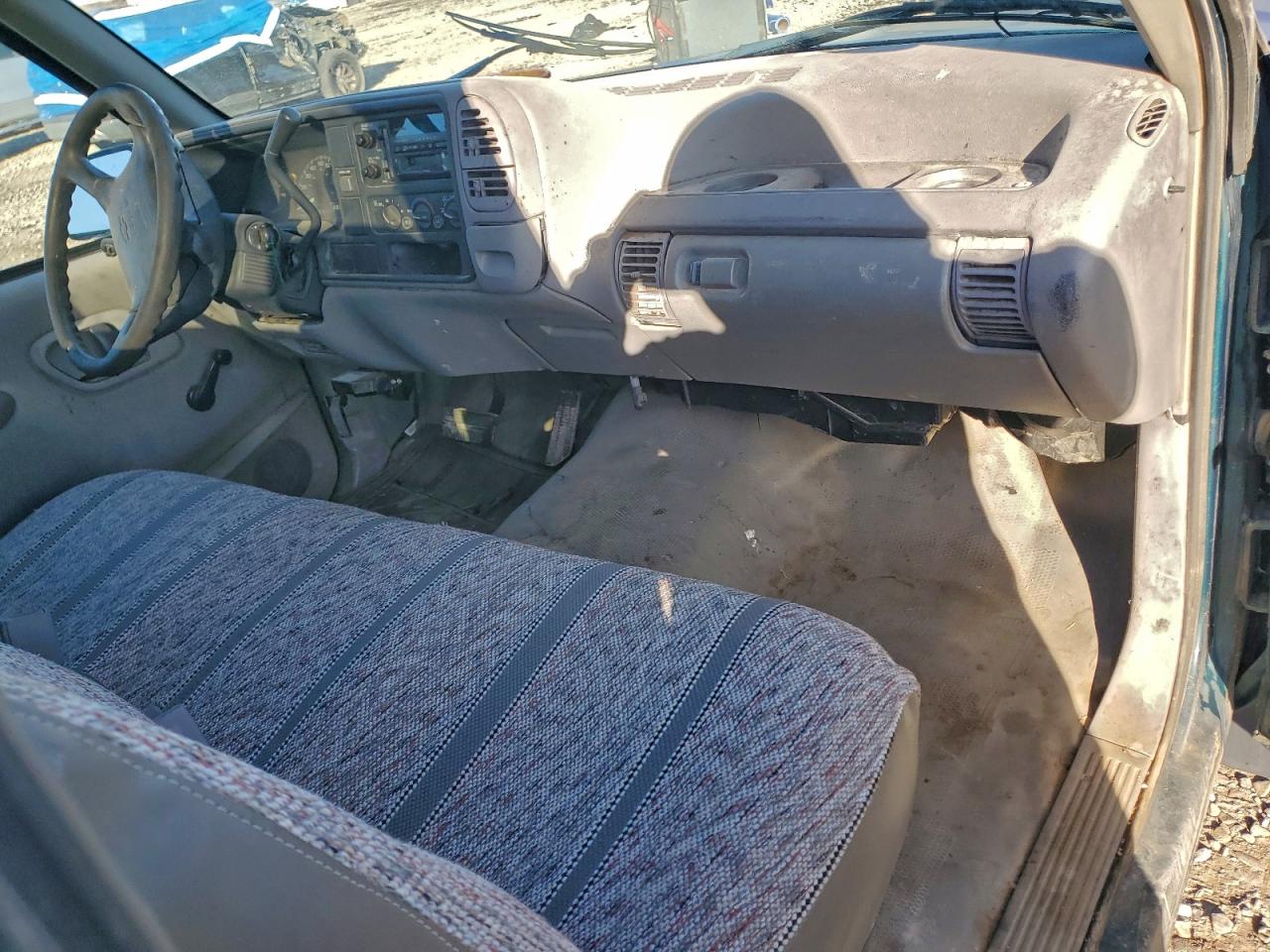 1995 CHEVROLET GMT-400 C2500 photo 8
