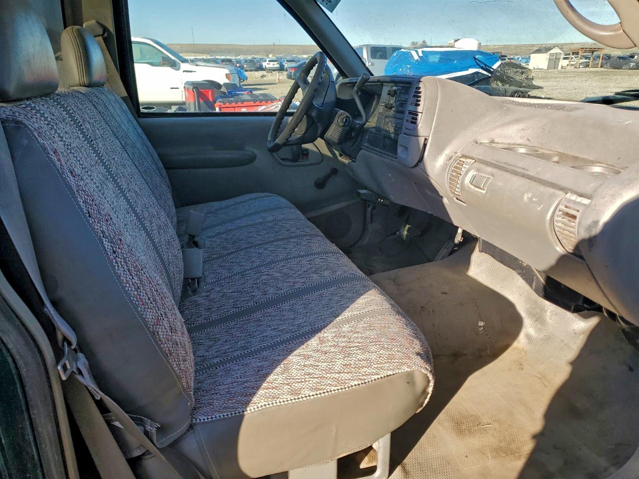 1995 CHEVROLET GMT-400 C2500 photo 10