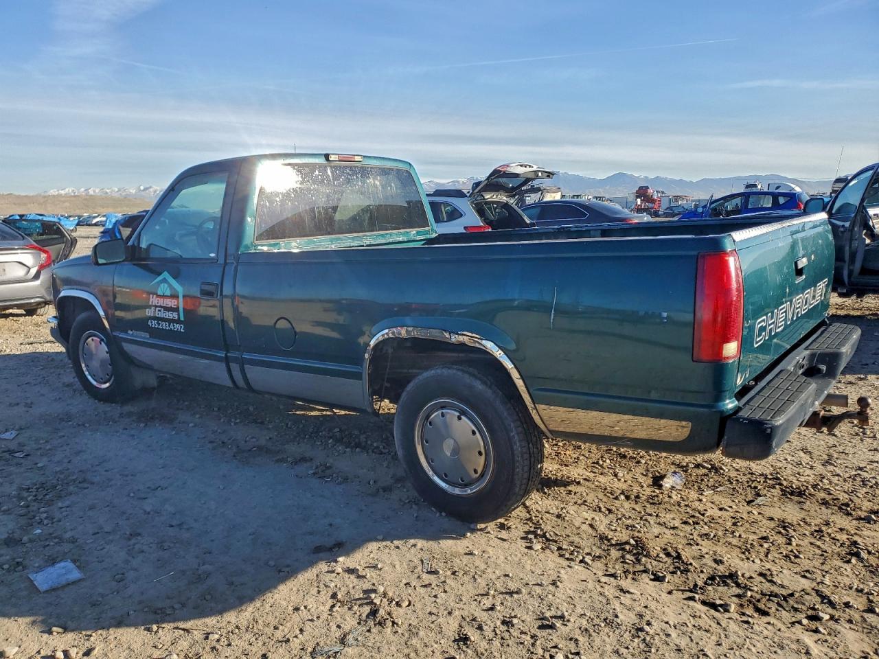 1995 CHEVROLET GMT-400 C2500 photo 2