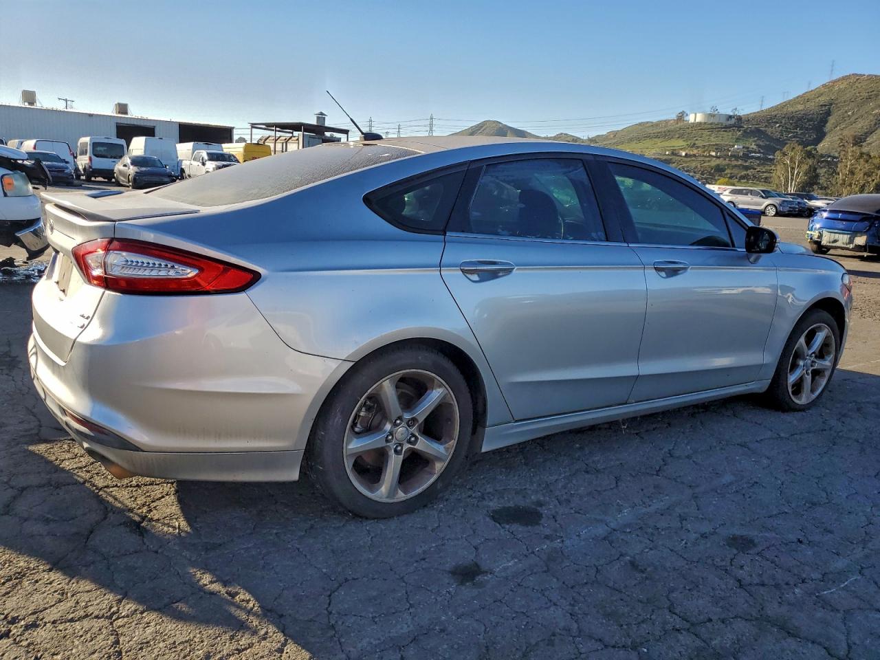 2013 FORD FUSION SE photo 3