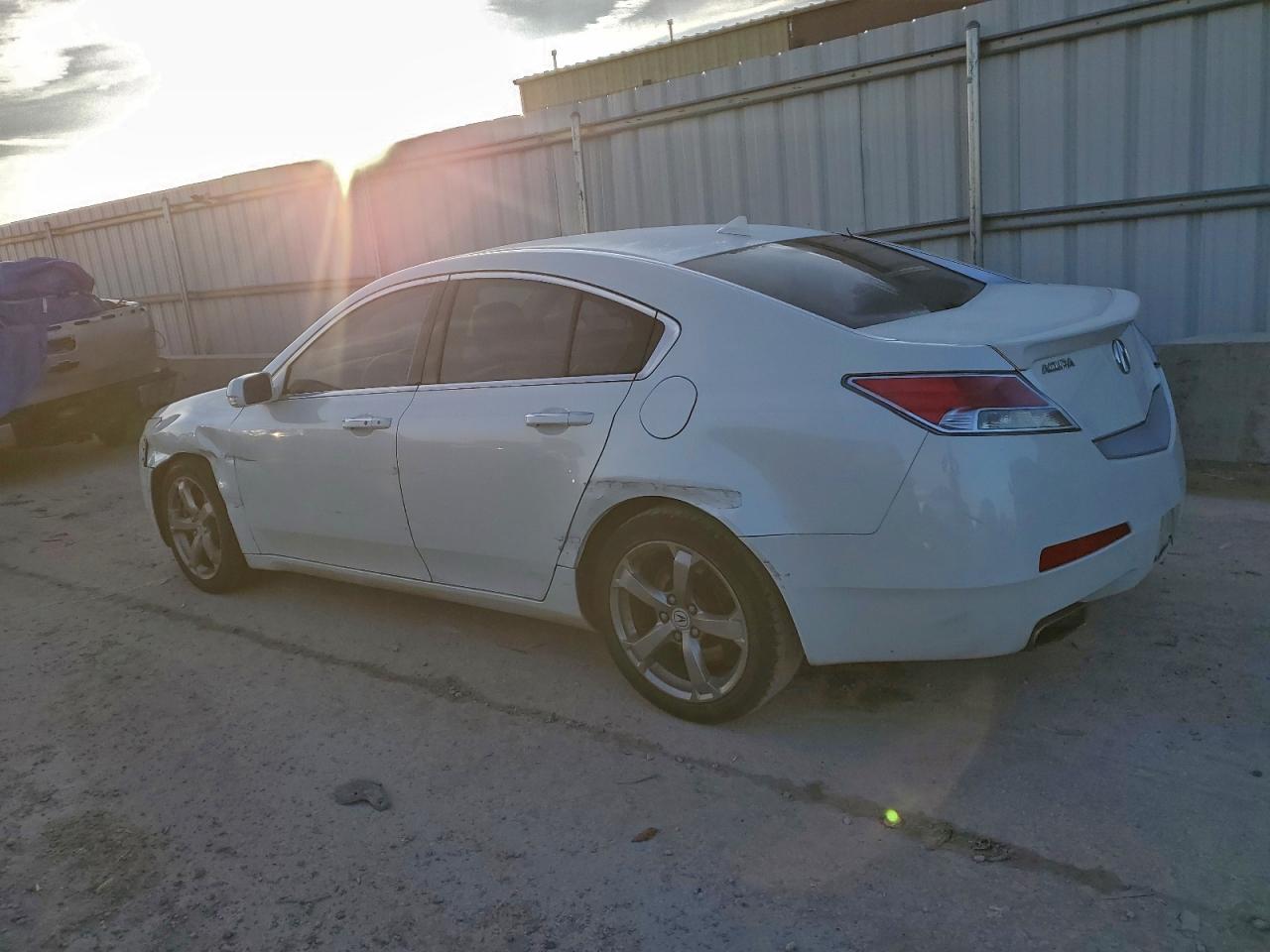 2010 ACURA TL photo 2