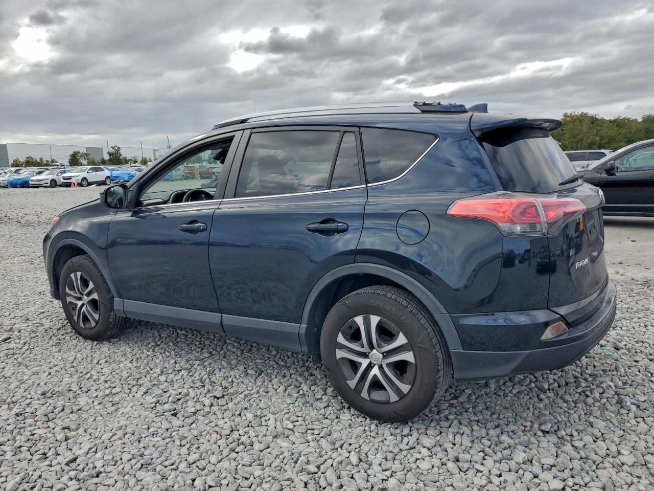 2017 TOYOTA RAV4 LE photo 2