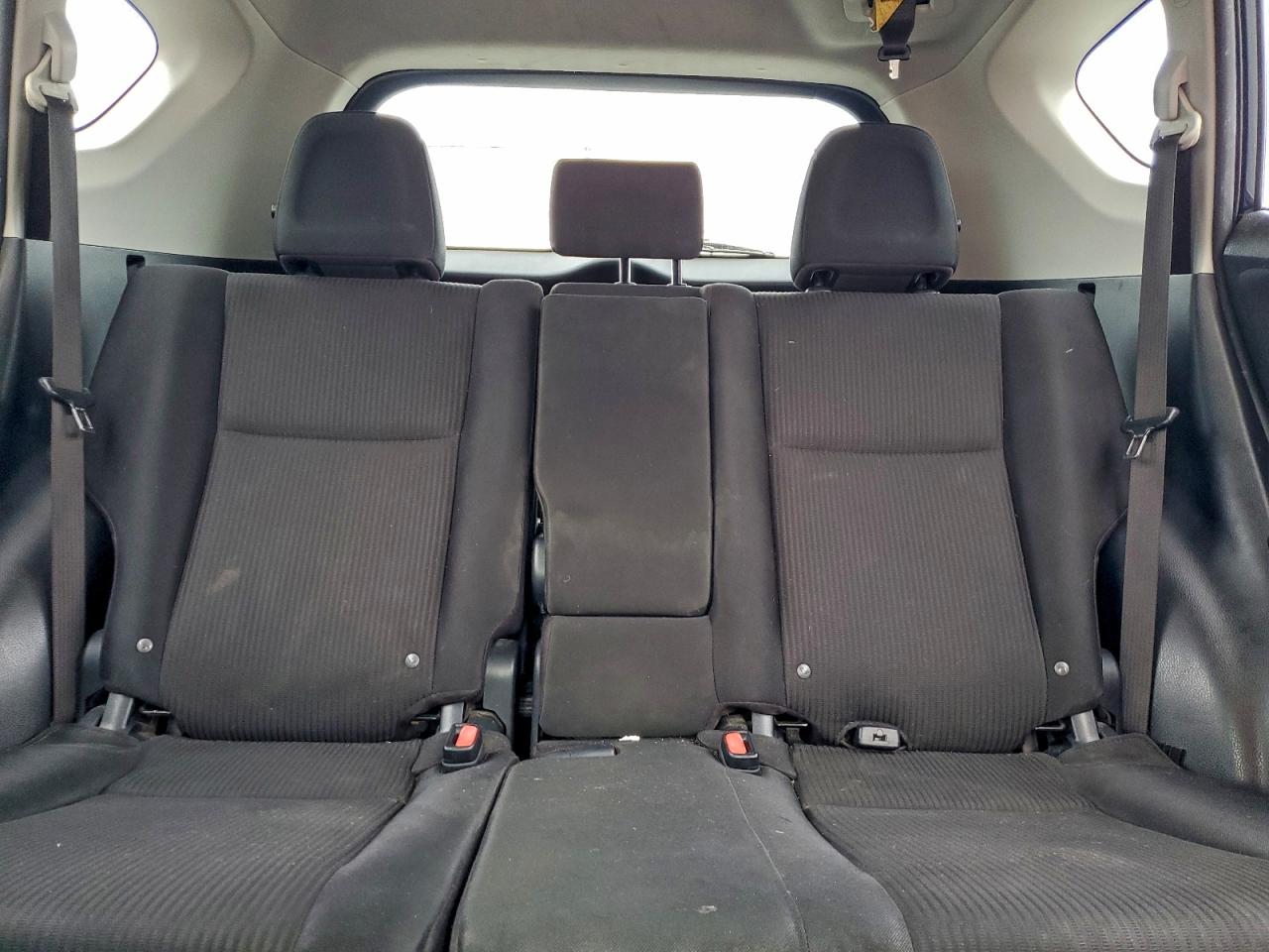 2017 TOYOTA RAV4 LE photo 10