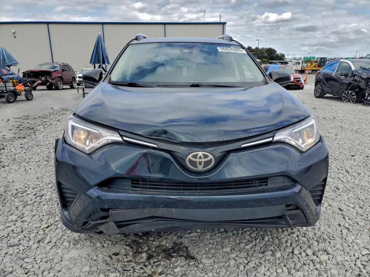 2017 TOYOTA RAV4 LE photo 5