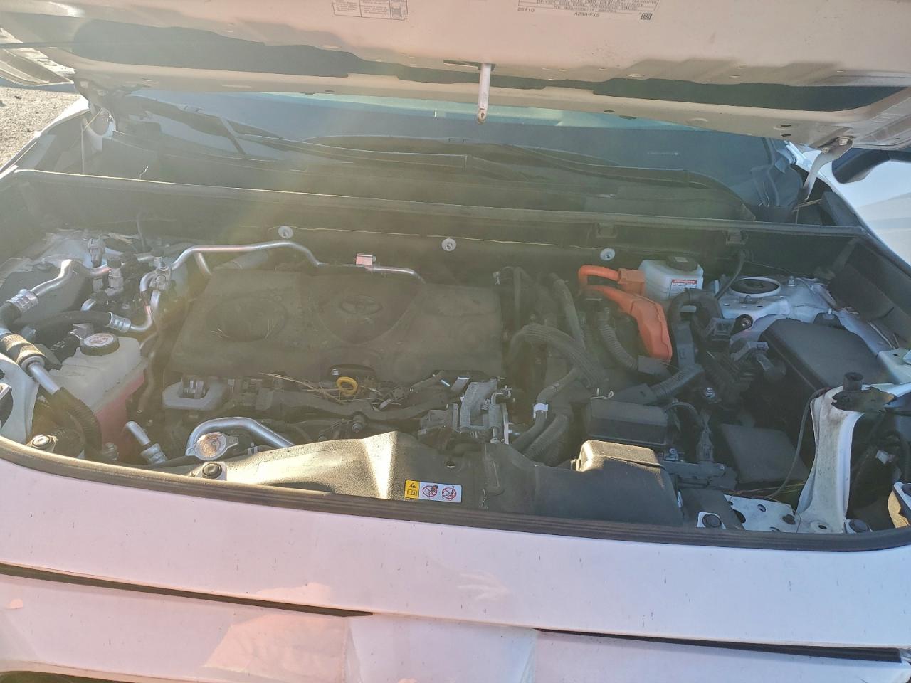 2021 TOYOTA RAV4 PRIME SE photo 11