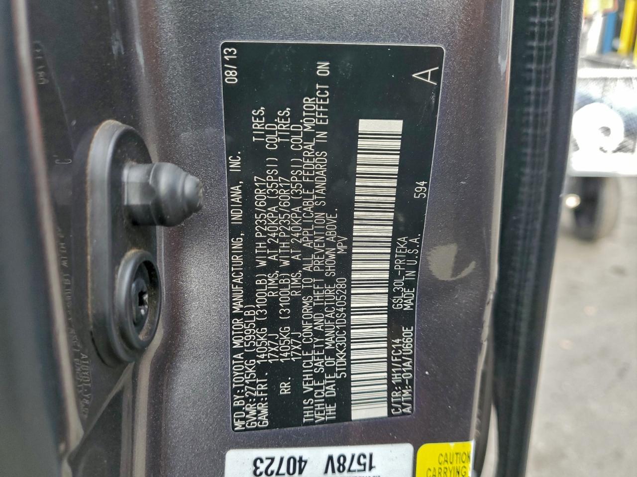 2013 TOYOTA SIENNA LE photo 13