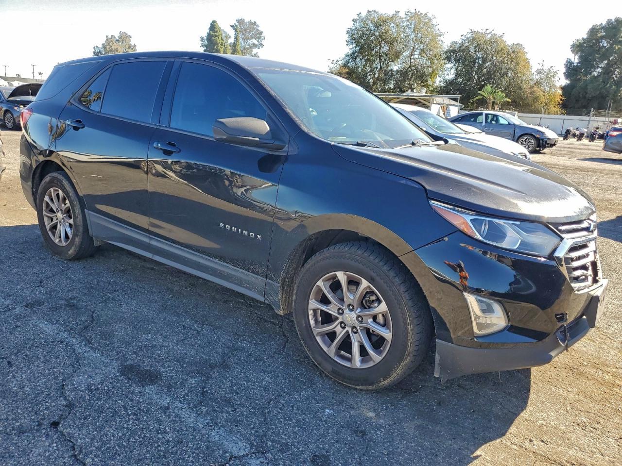 2018 CHEVROLET EQUINOX LS photo 4