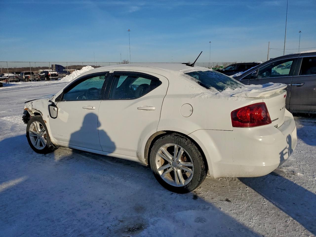 2014 DODGE AVENGER SE photo 2