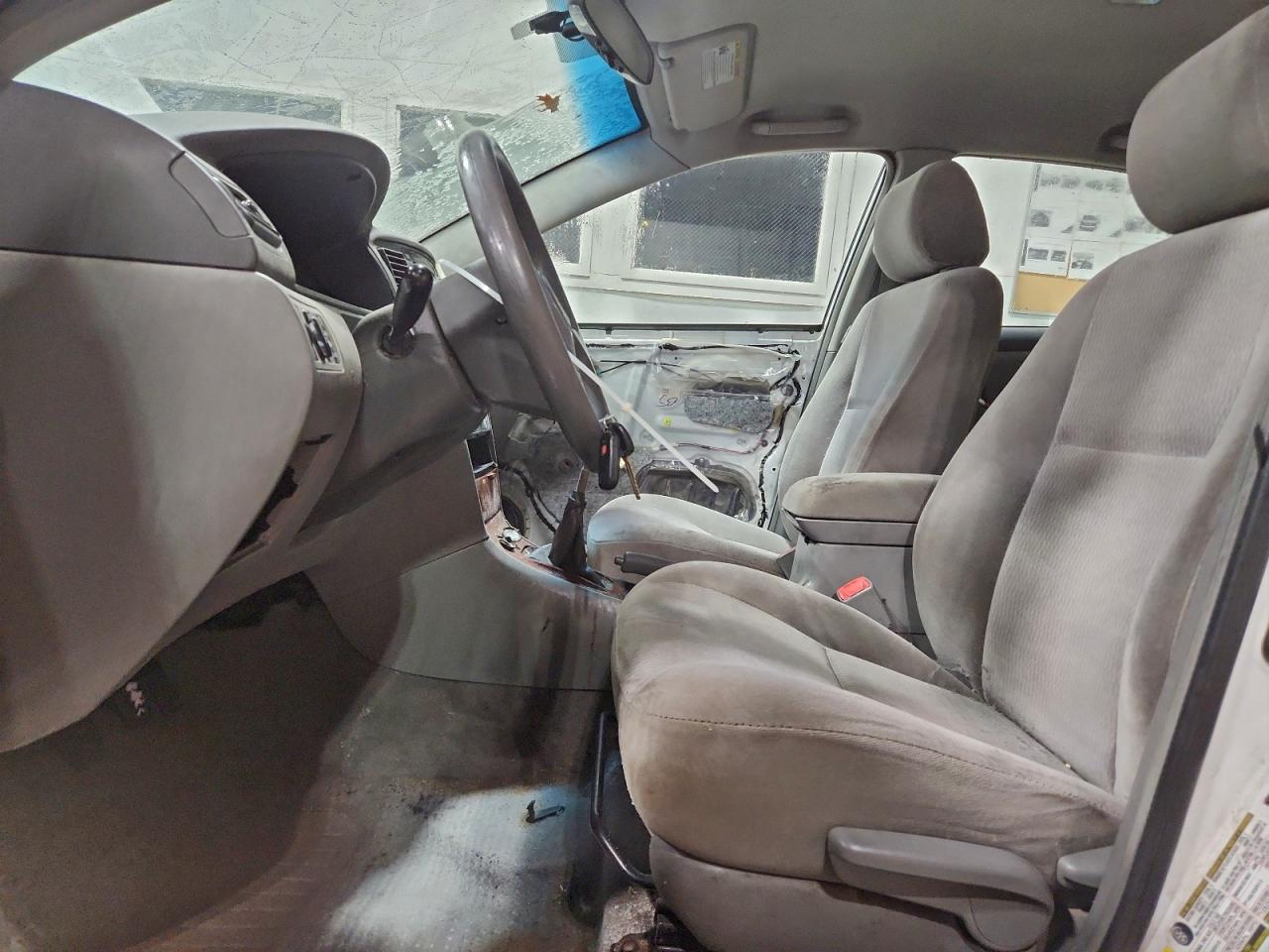 2005 TOYOTA COROLLA CE photo 7