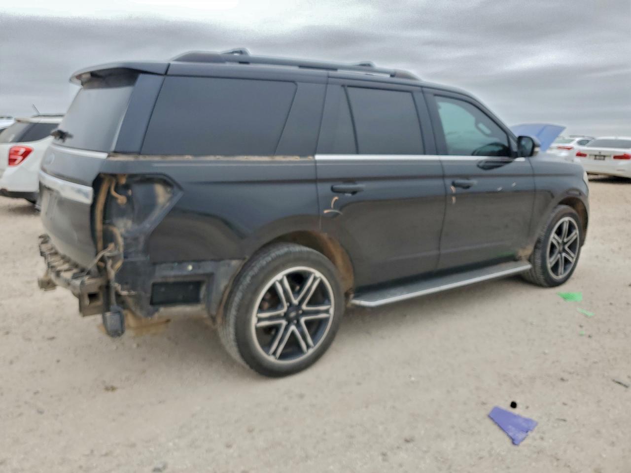 2018 FORD EXPEDITION XLT photo 3