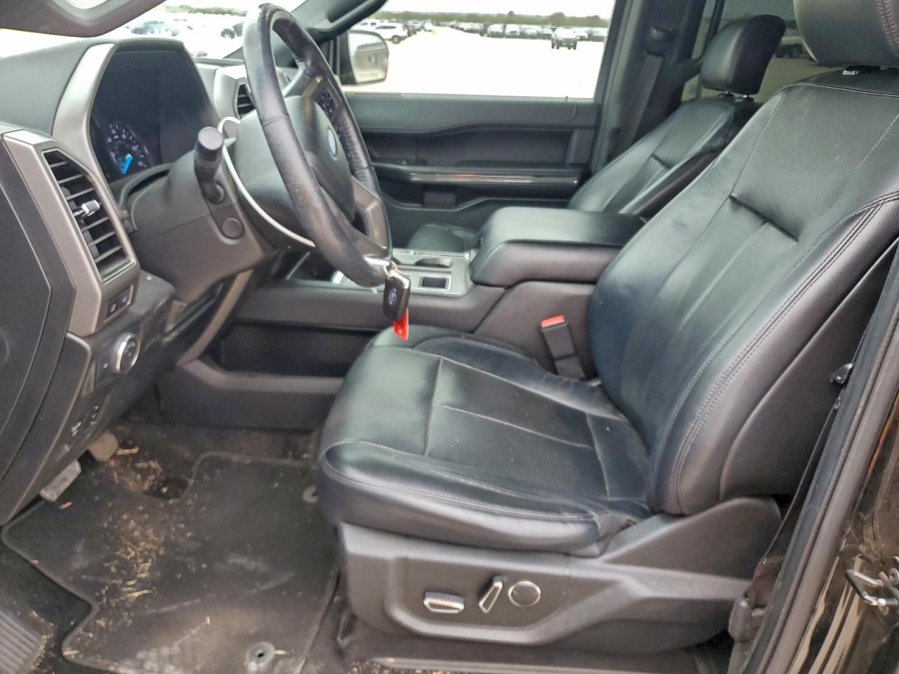 2018 FORD EXPEDITION XLT photo 7