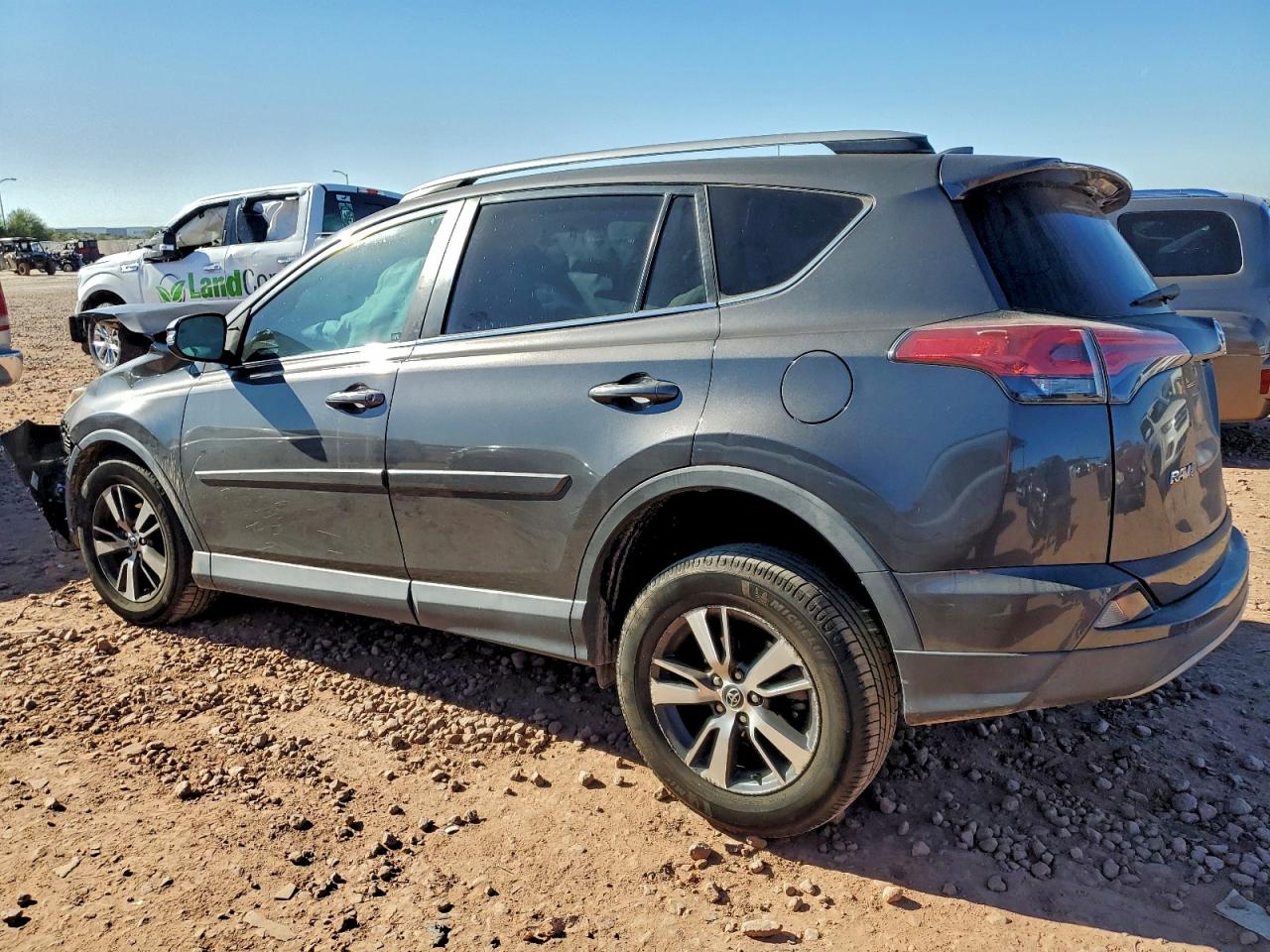 2018 TOYOTA RAV4 ADVENTURE photo 2