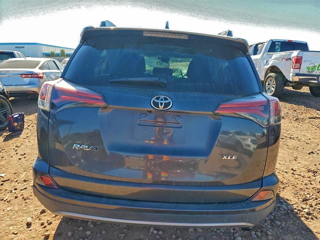 2018 TOYOTA RAV4 ADVENTURE photo 6