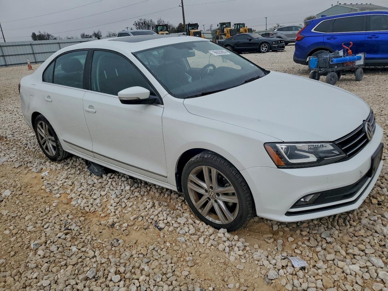 2017 VOLKSWAGEN JETTA SEL photo 4