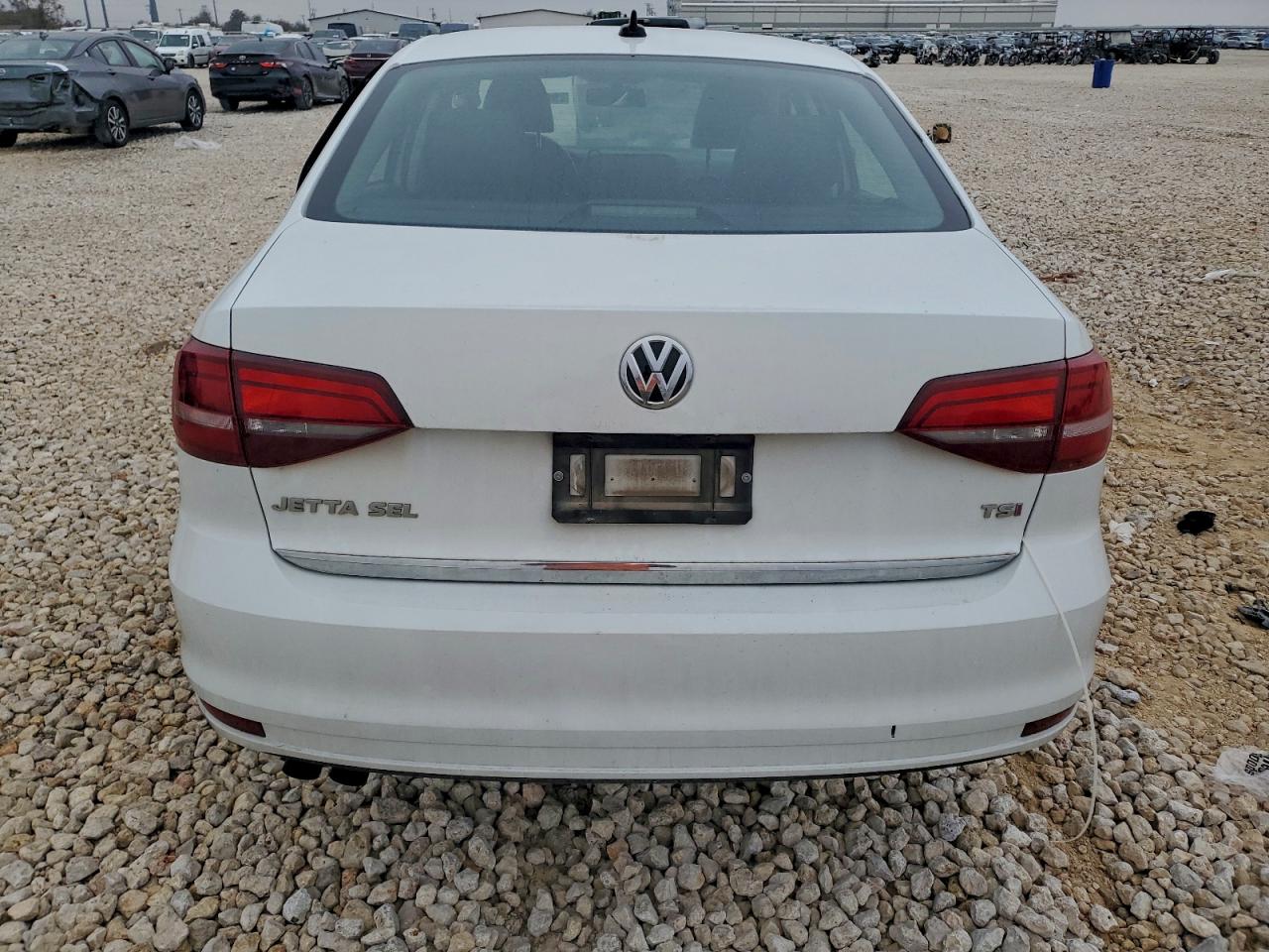 2017 VOLKSWAGEN JETTA SEL photo 6