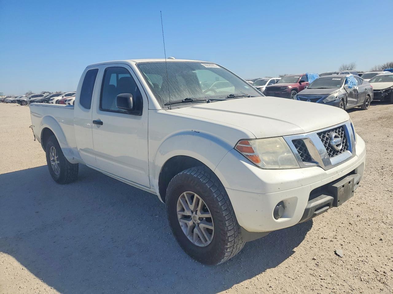 2018 NISSAN FRONTIER SV photo 4