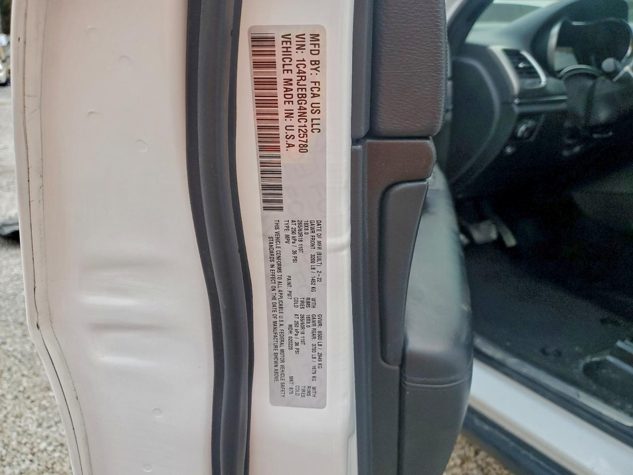 2022 JEEP GRAND CHEROKEE LIMITED photo 12