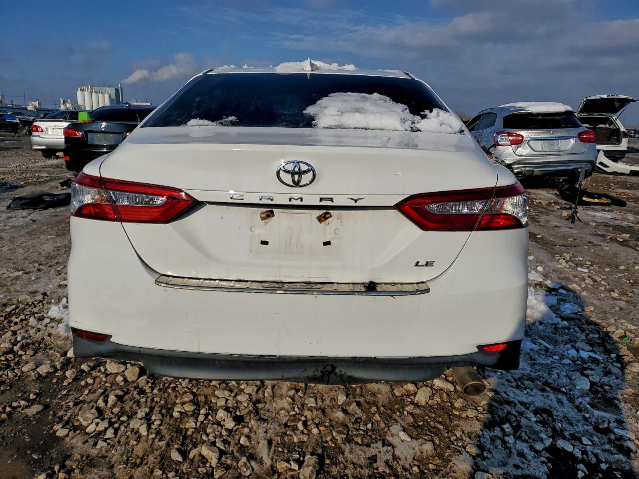 2019 TOYOTA CAMRY L photo 6