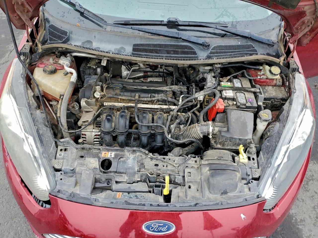 2016 FORD FIESTA SE photo 11