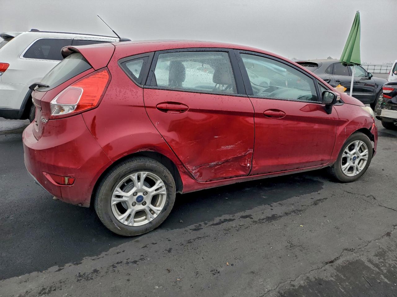 2016 FORD FIESTA SE photo 3