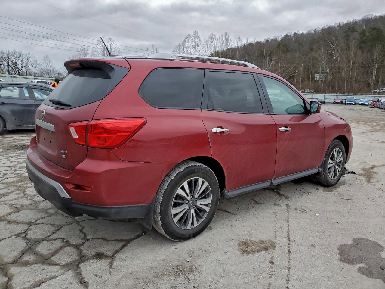 2017 NISSAN PATHFINDER S photo 3