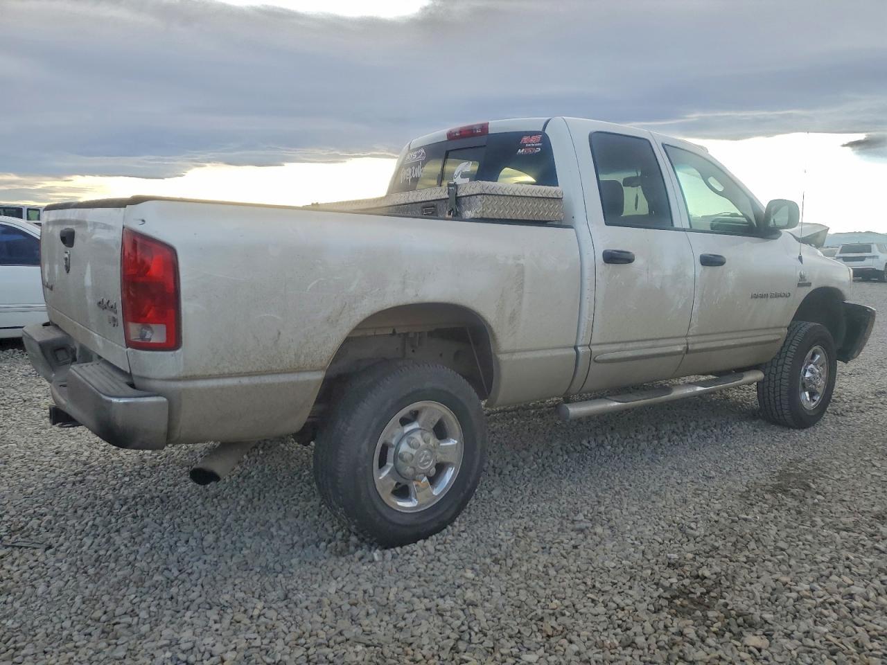 2006 DODGE RAM 2500 ST photo 3