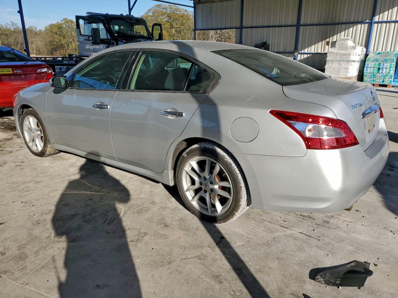 2011 NISSAN MAXIMA photo 2