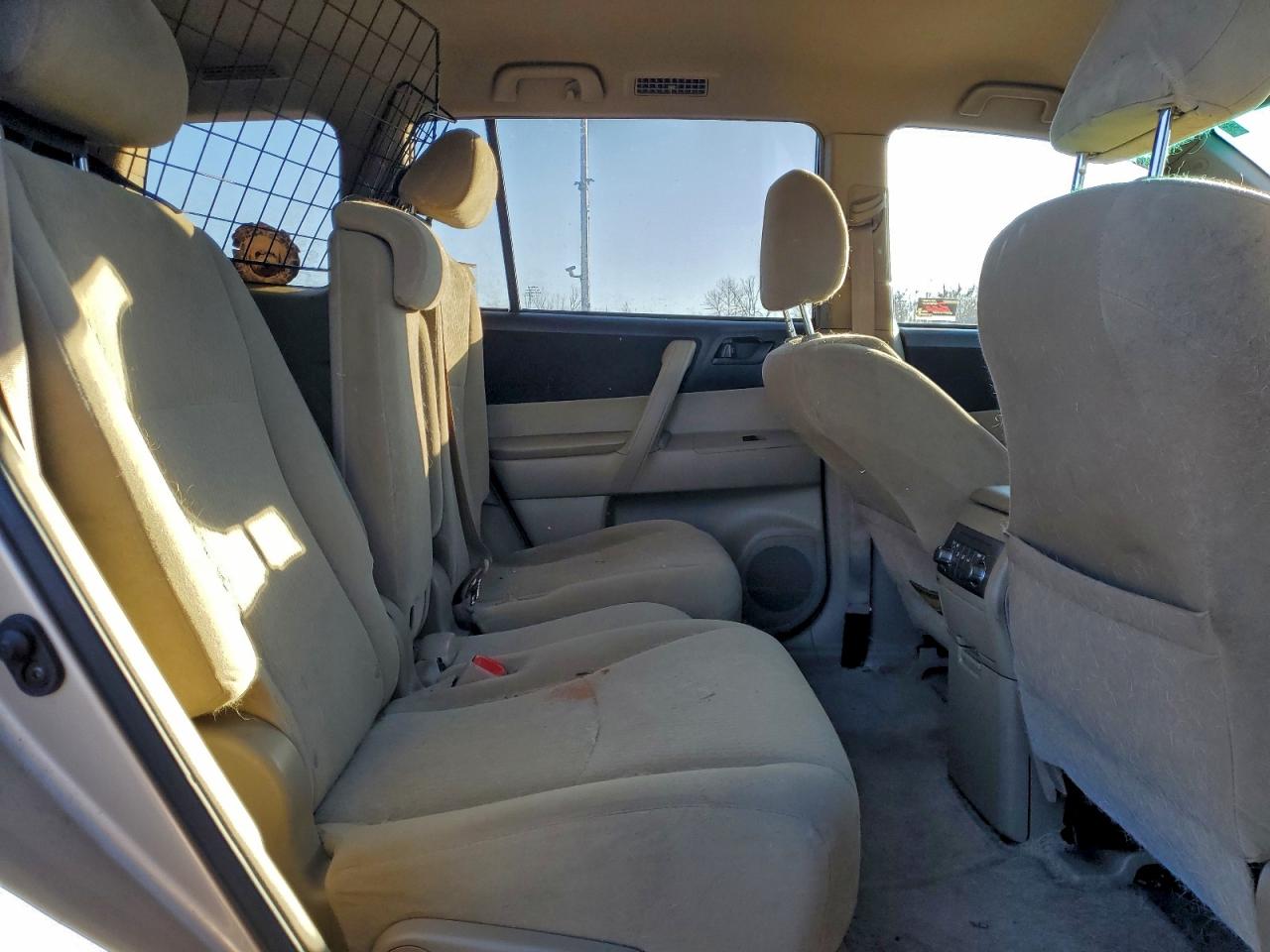 2010 TOYOTA HIGHLANDER photo 31