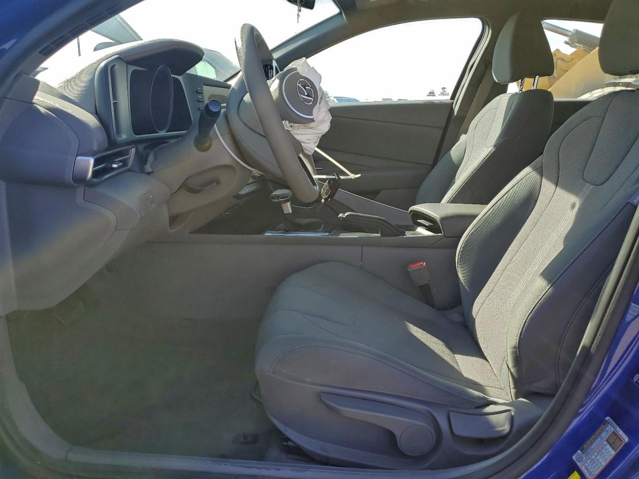 2021 HYUNDAI ELANTRA SE photo 7