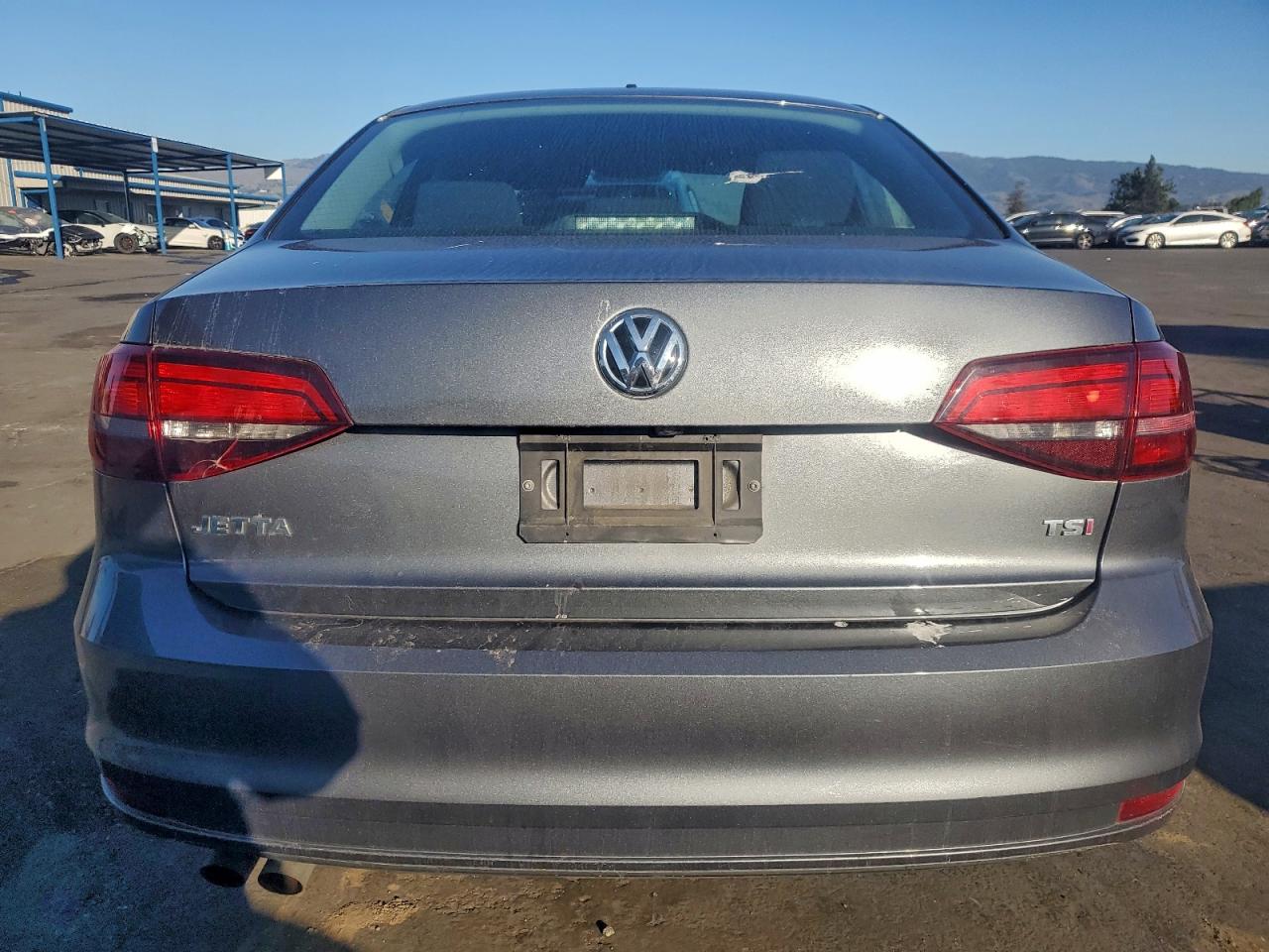 2018 VOLKSWAGEN JETTA S photo 6