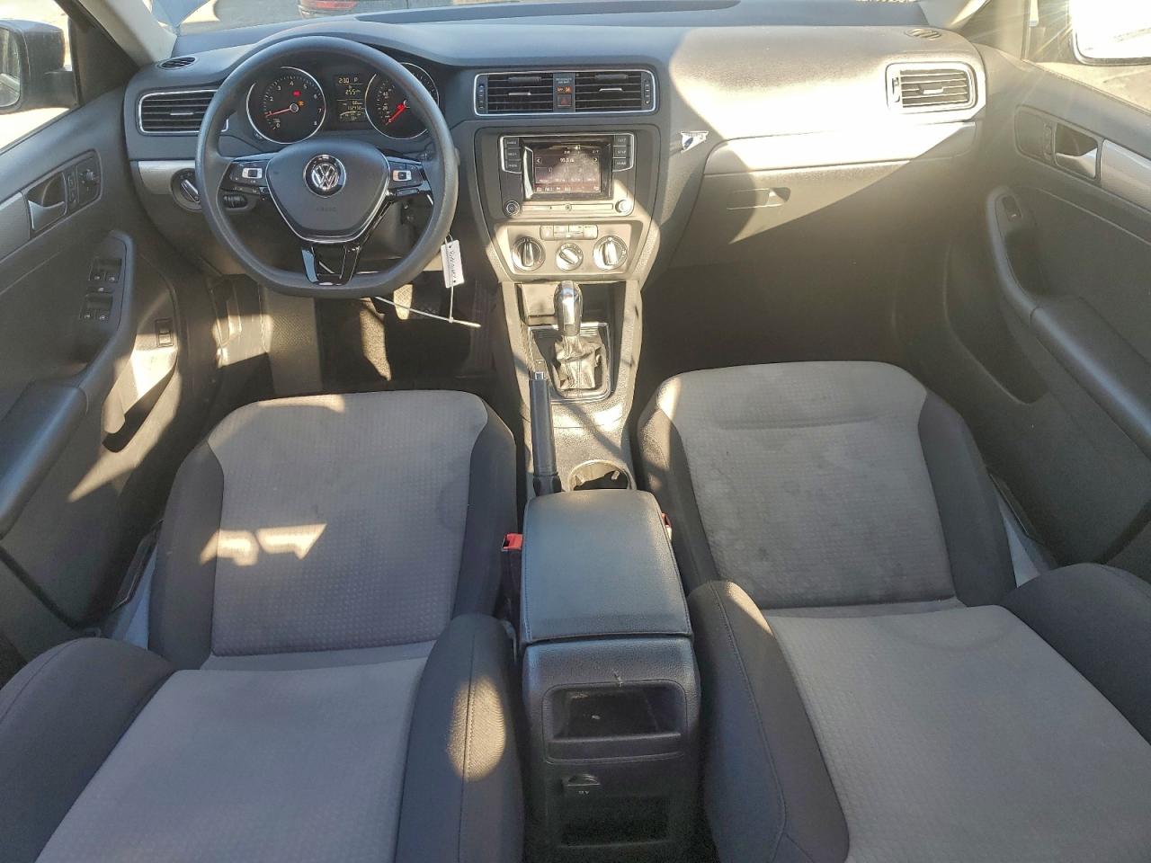 2018 VOLKSWAGEN JETTA S photo 8