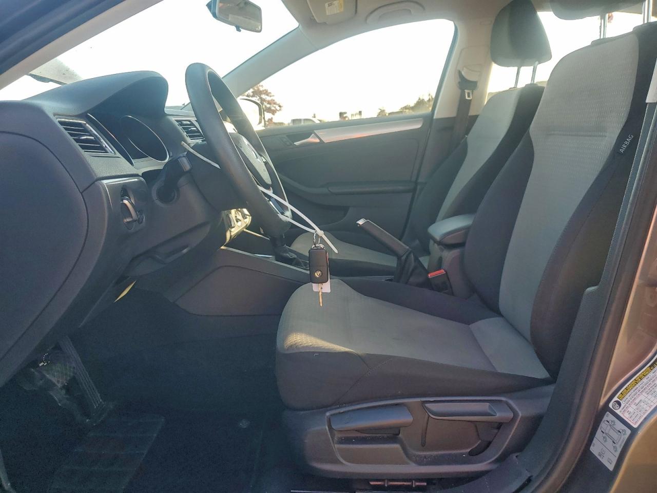 2018 VOLKSWAGEN JETTA S photo 7