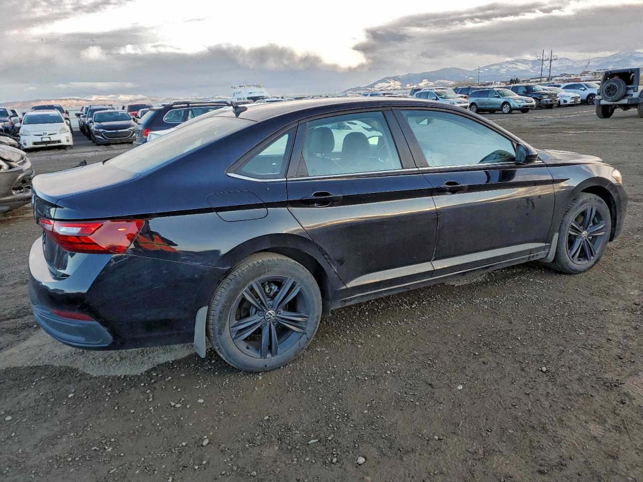 2024 VOLKSWAGEN JETTA COMFORTLINE photo 3