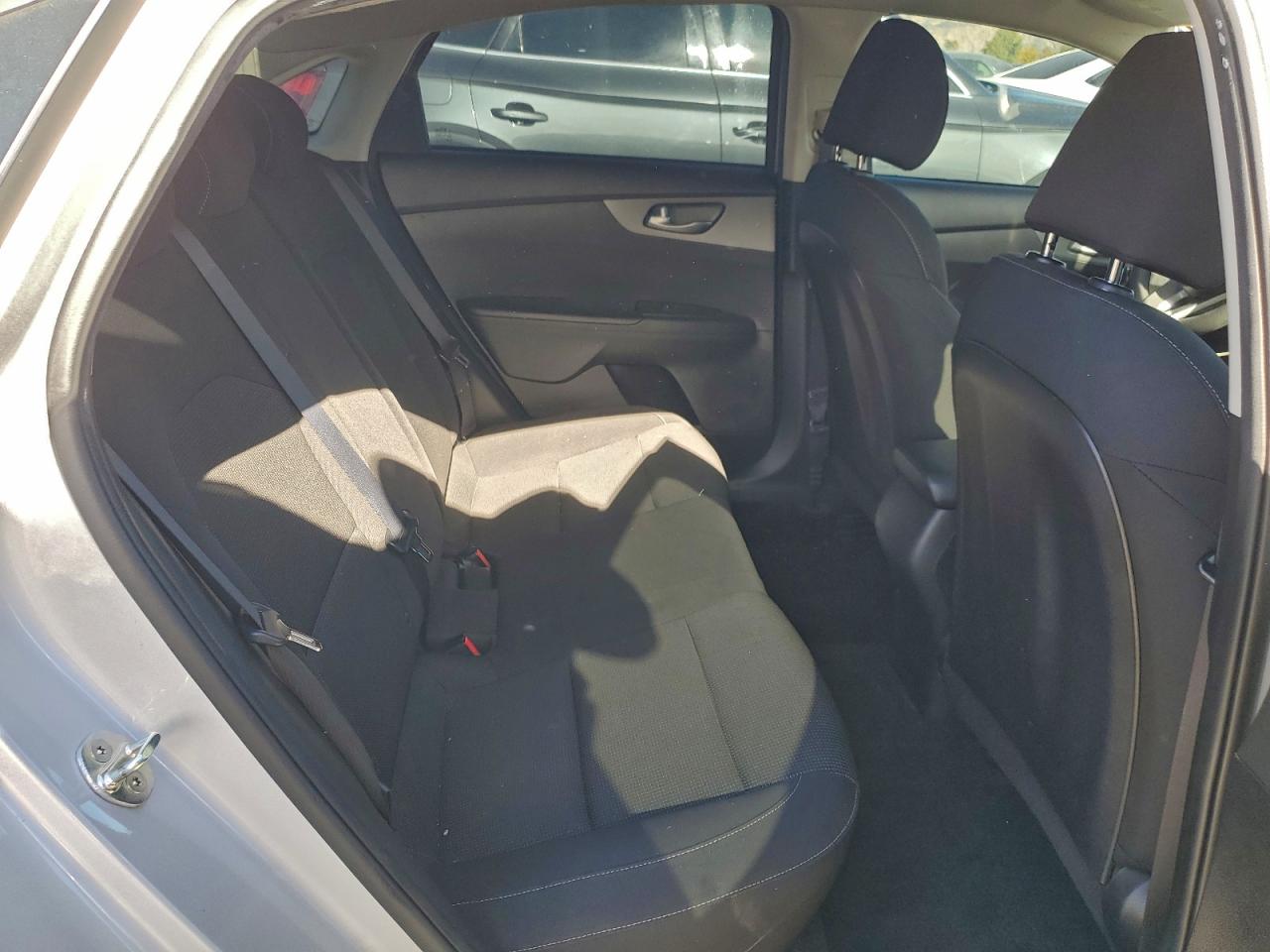 2020 KIA FORTE FE photo 10