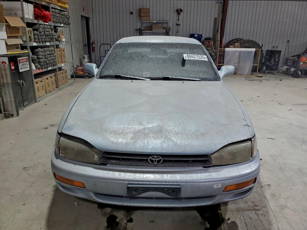 1992 TOYOTA CAMRY LE photo 5