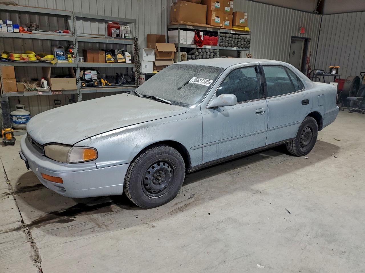 1992 TOYOTA CAMRY LE — MINOR DENT/SCRATCHES damage — photo 1