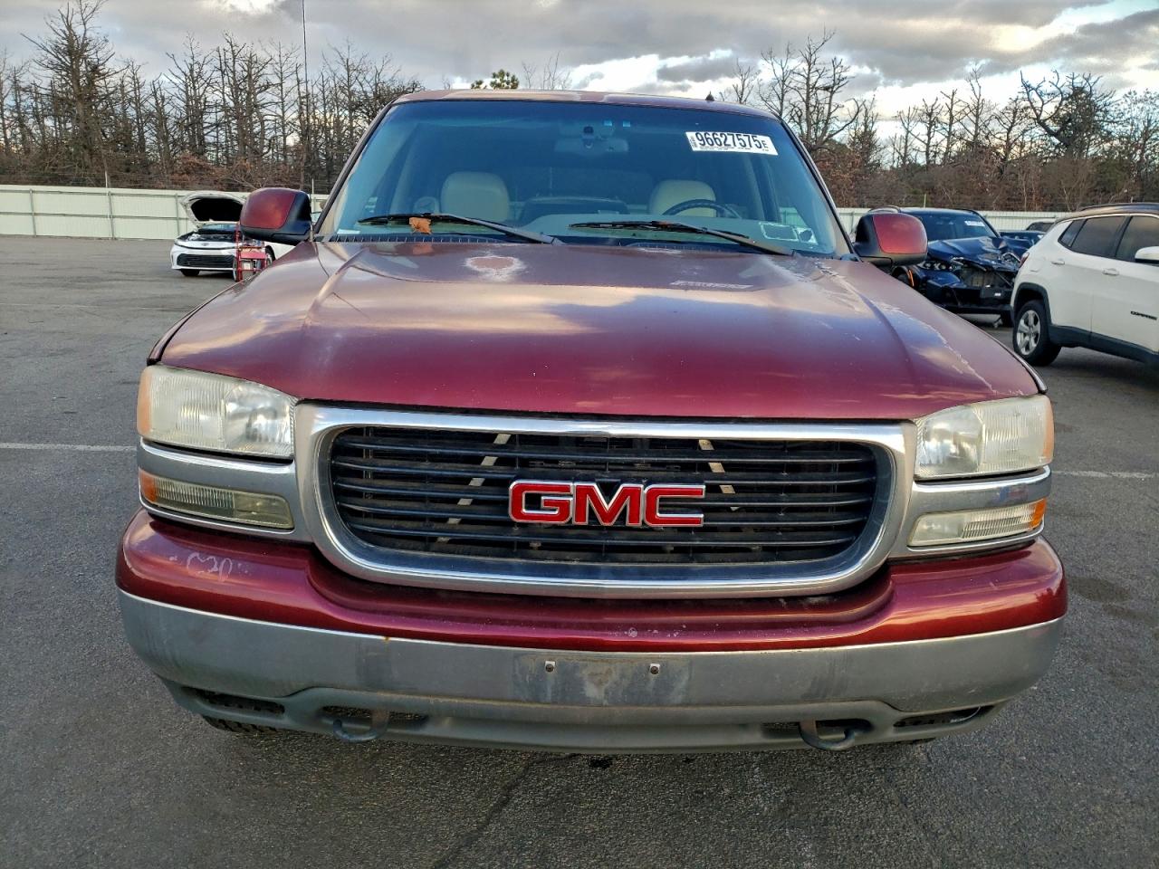 2002 GMC YUKON photo 5