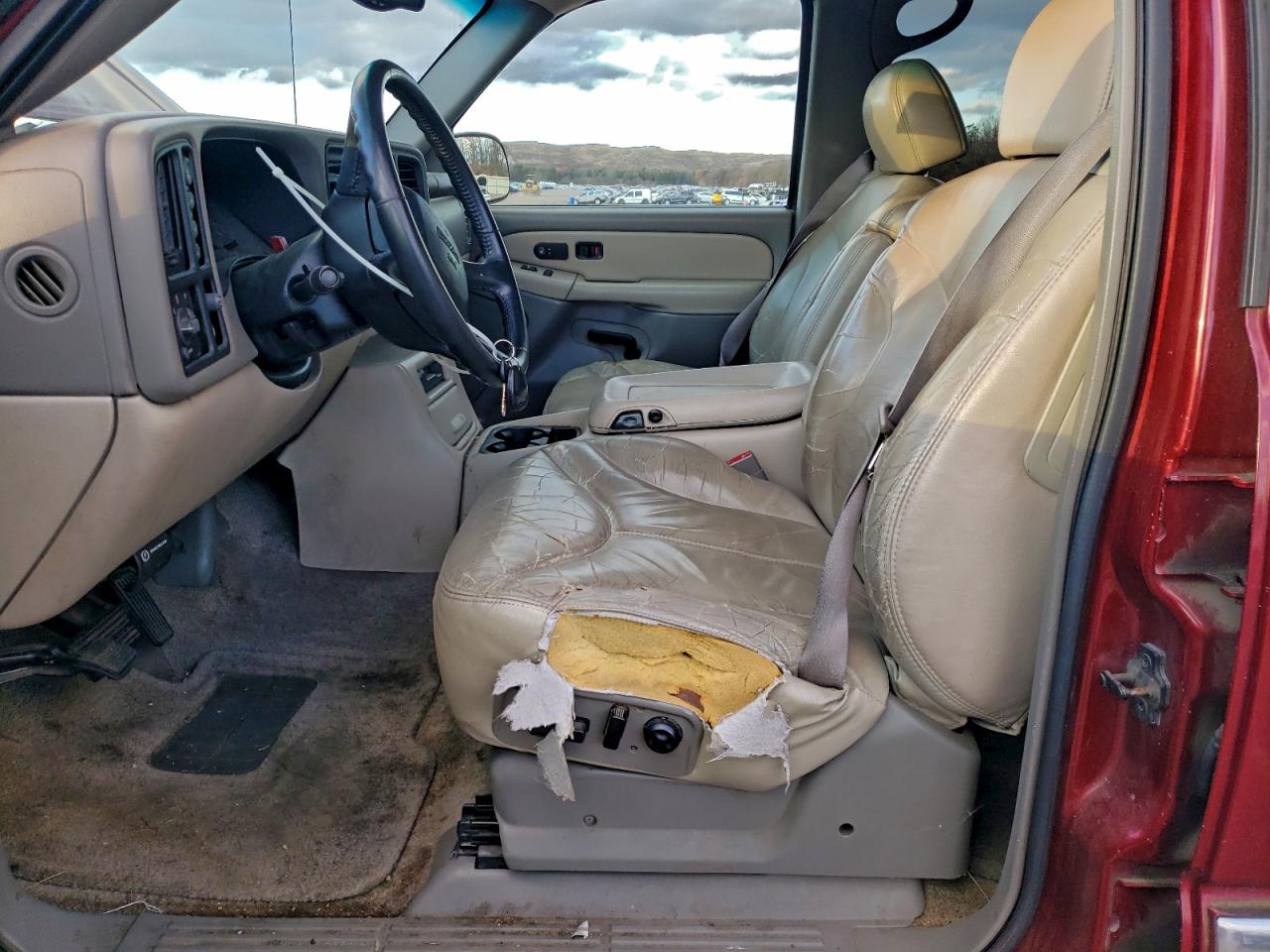 2002 GMC YUKON photo 7