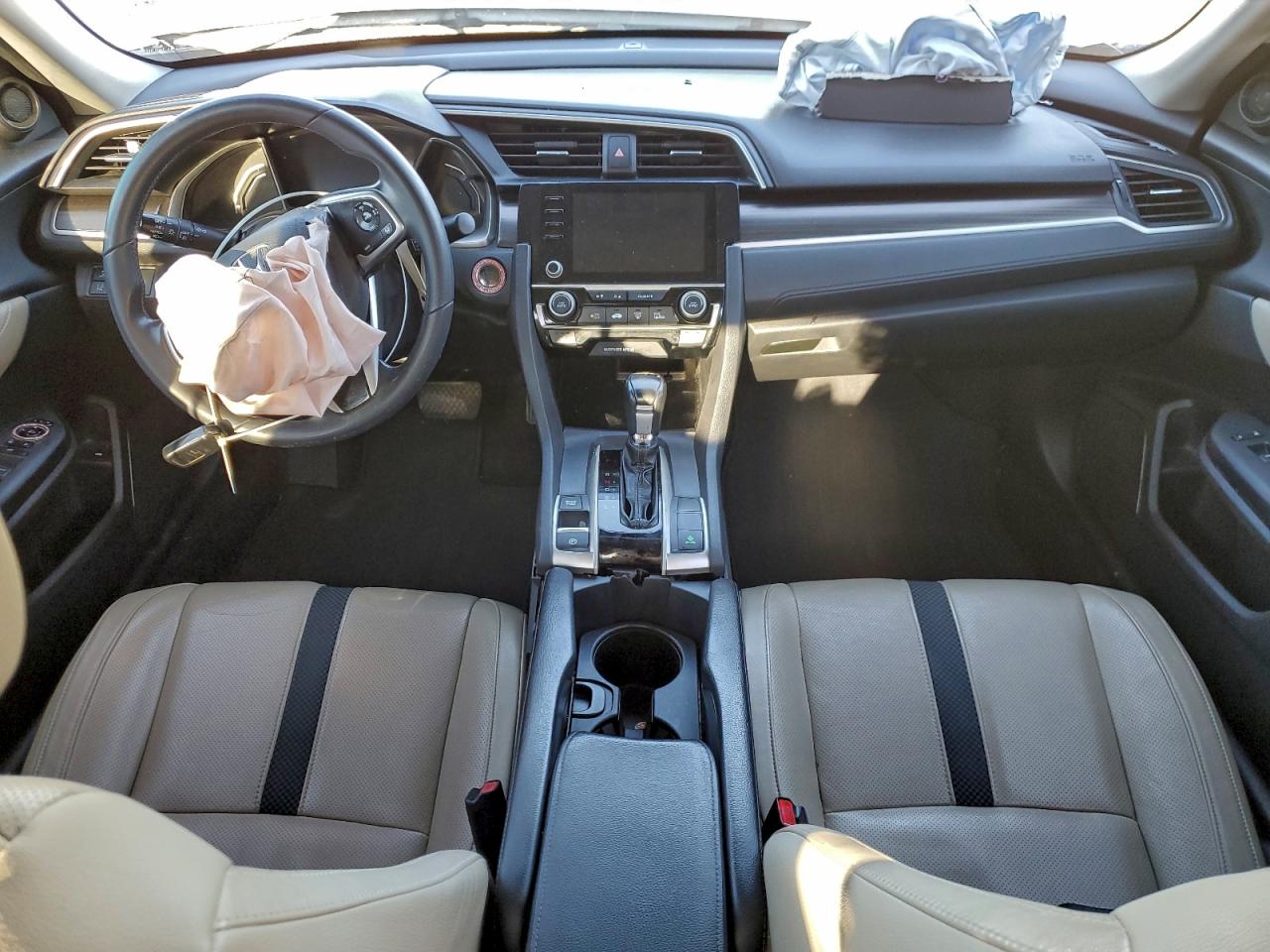2020 HONDA CIVIC EXL photo 8