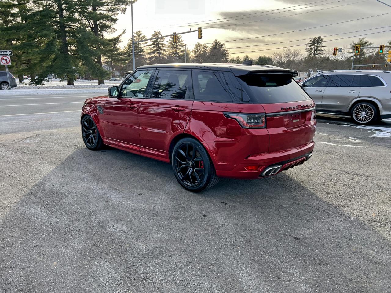 2021 LAND ROVER RANGE ROVER SPORT SVR photo 5
