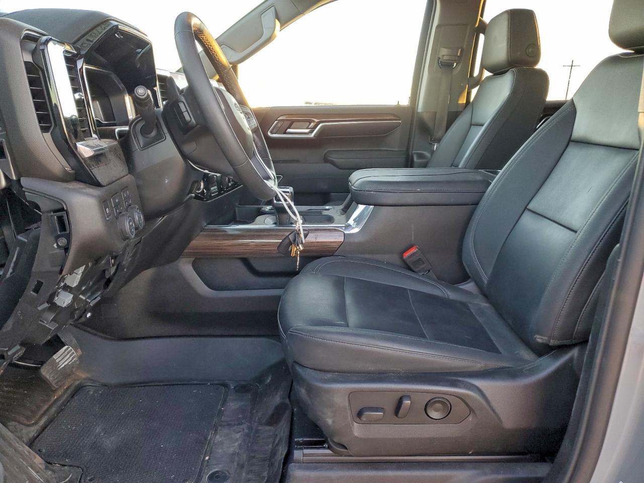 2024 CHEVROLET SILVERADO K1500 RST photo 13