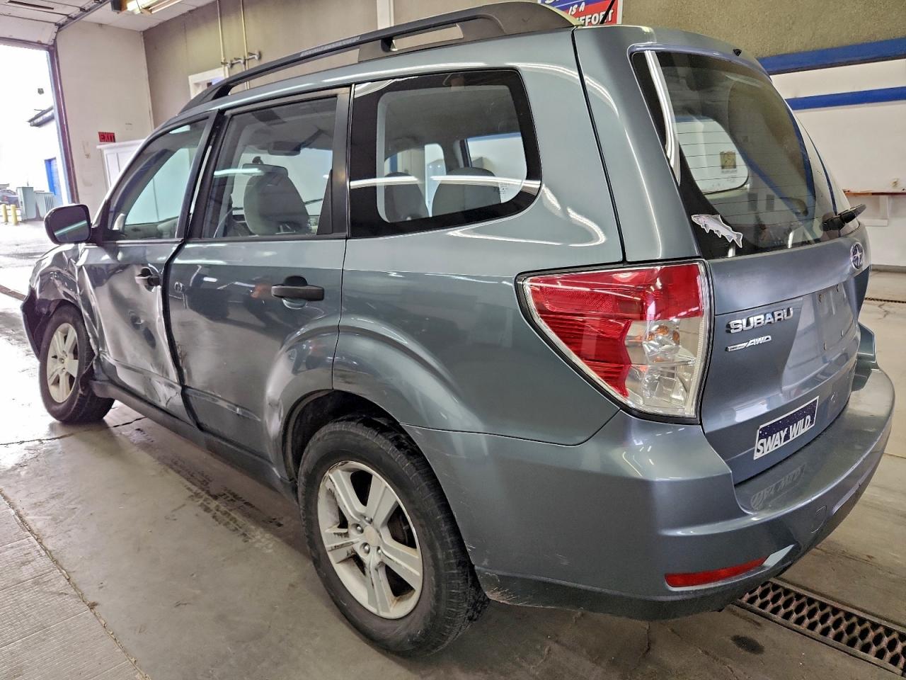 2010 SUBARU FORESTER XS photo 3