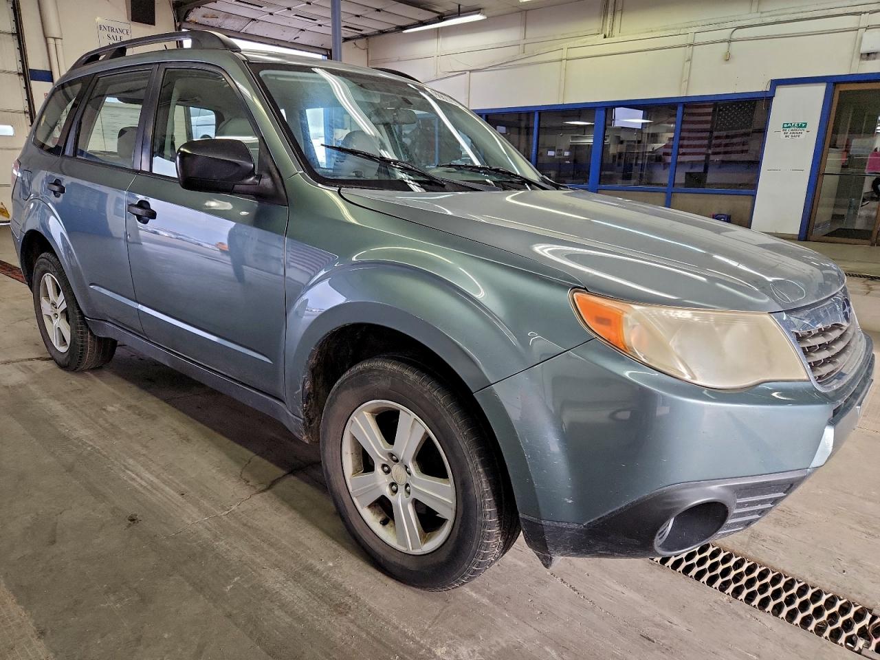 2010 SUBARU FORESTER XS photo 7