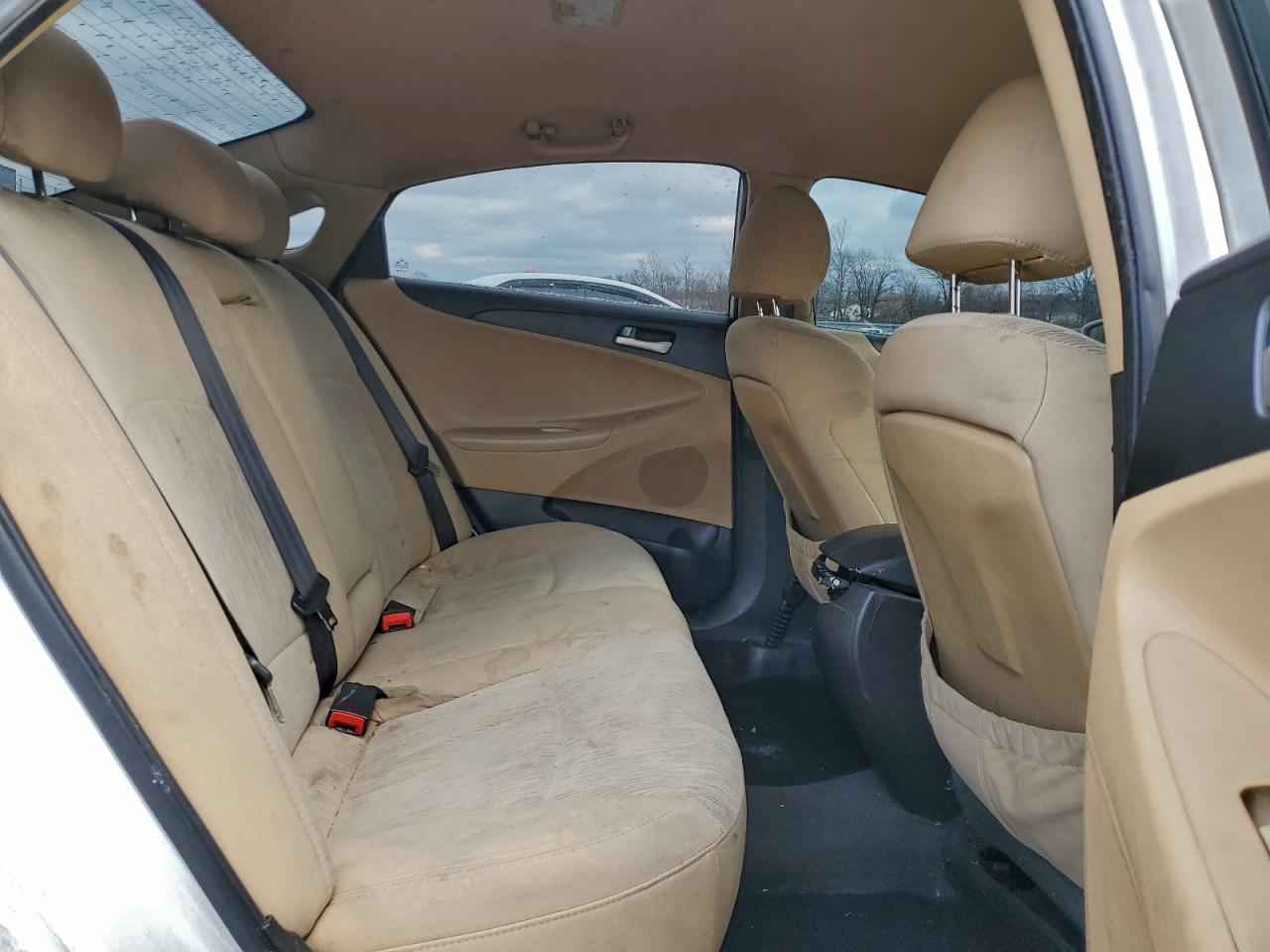 2013 HYUNDAI SONATA GLS photo 10