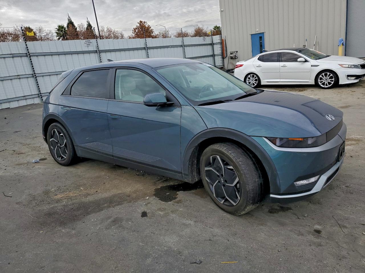 2023 HYUNDAI IONIQ 5 SEL photo 4