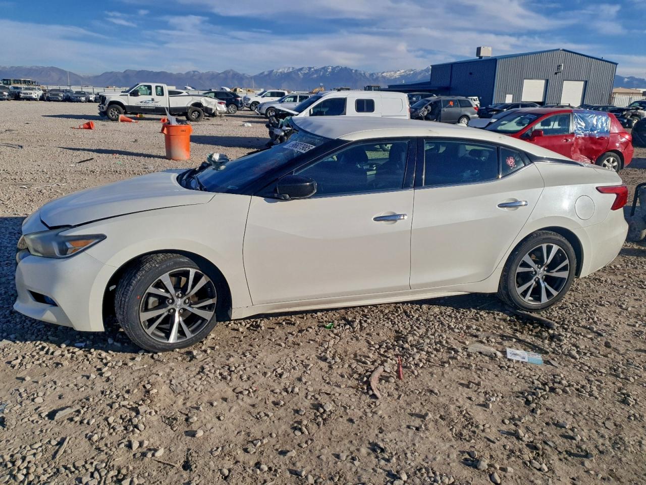 2017 NISSAN MAXIMA