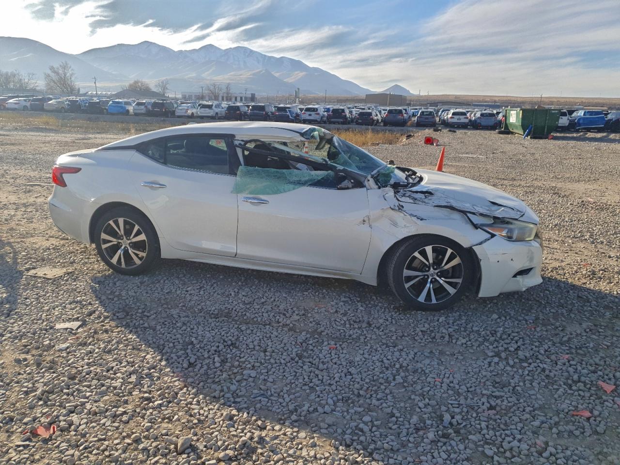 2017 NISSAN MAXIMA 3.5S photo 4