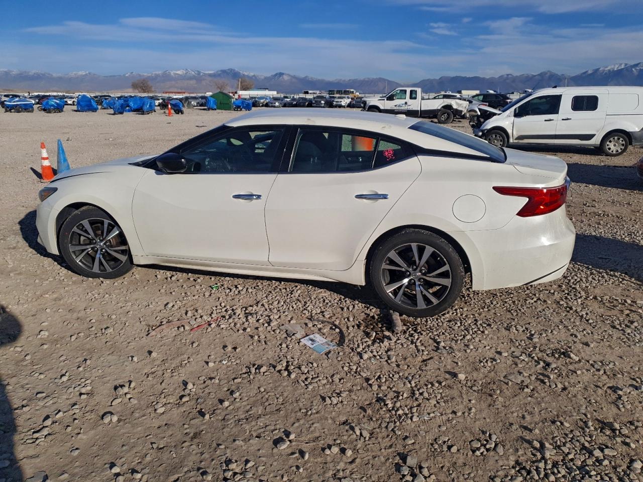 2017 NISSAN MAXIMA 3.5S photo 2