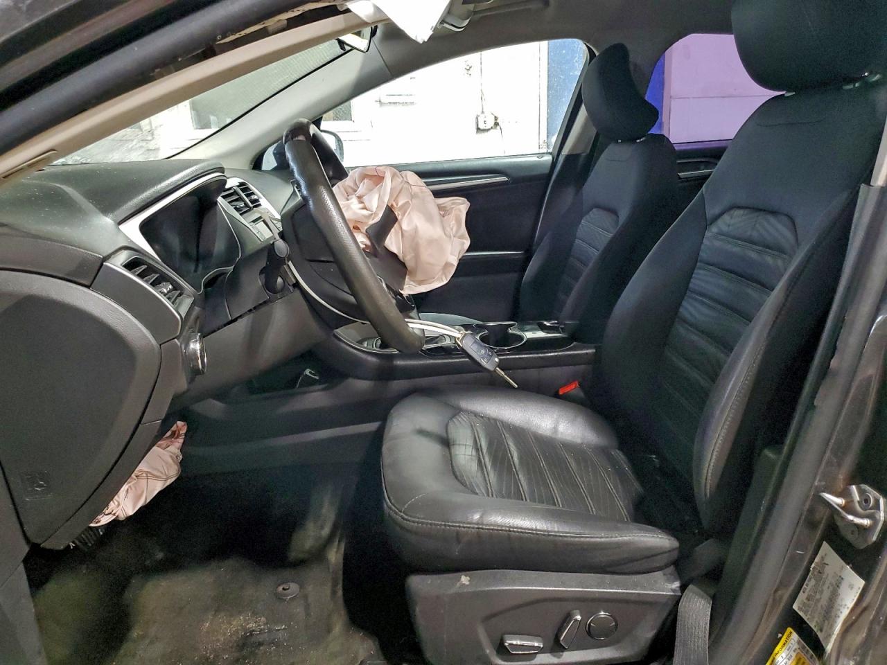 2016 FORD FUSION SE photo 13